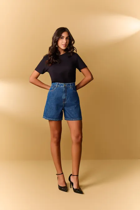Bermuda Jeans Mom Feminina em Algodão Blue Puramania Bermuda Jeans Mom Feminina em Algodão Blue Puramania